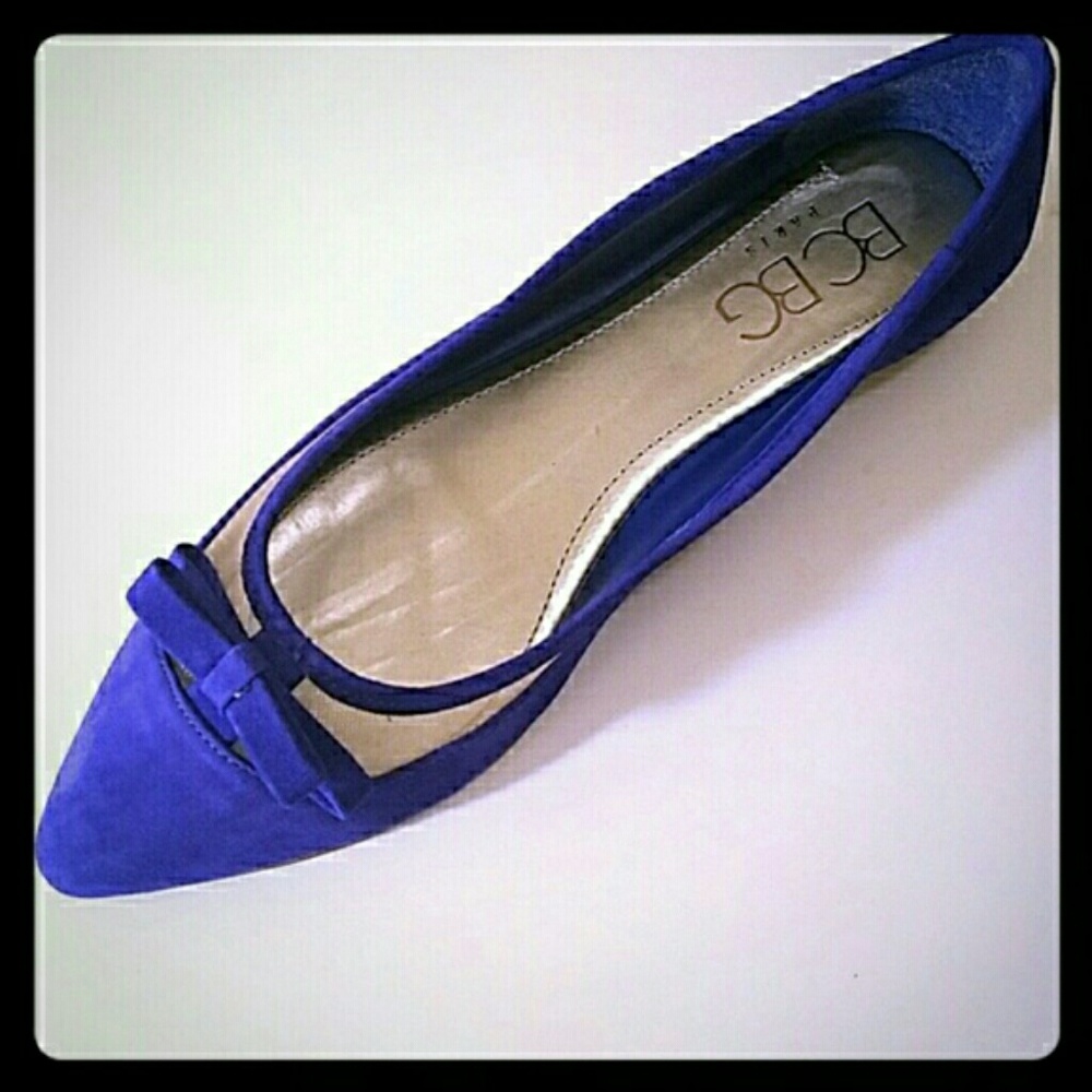 BCBGENERATION Women's Zarine Blue Suede Flats NIB - Picture 2 of 8